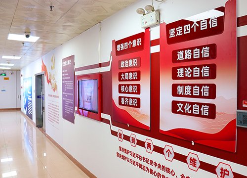 强化标杆引领，推进阵地建设